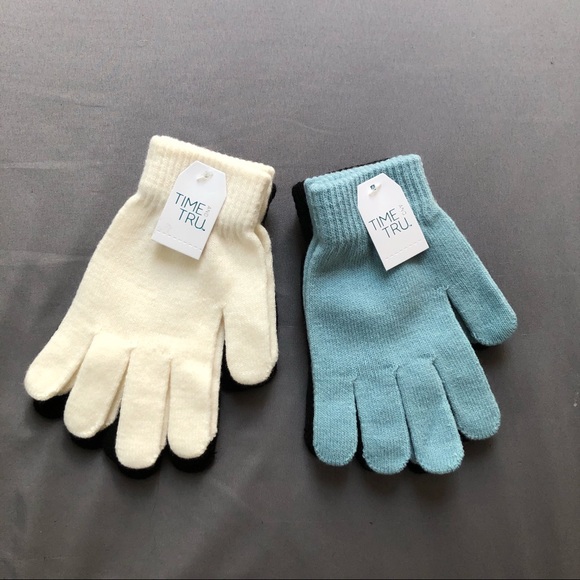 4 pairs Time and Tru Winter Gloves - Picture 1 of 4